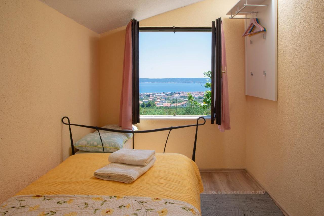 Plum Kastel Stari